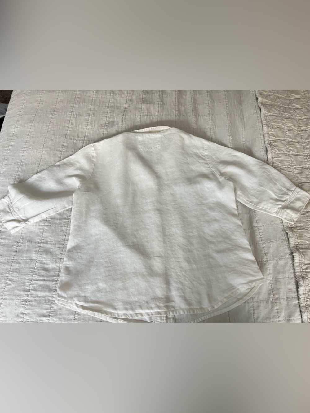 Not Perfect Linen Top - Picture 4 of 4